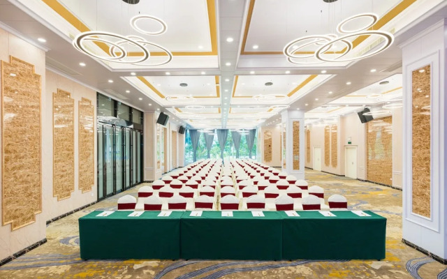 Garman International Hotel