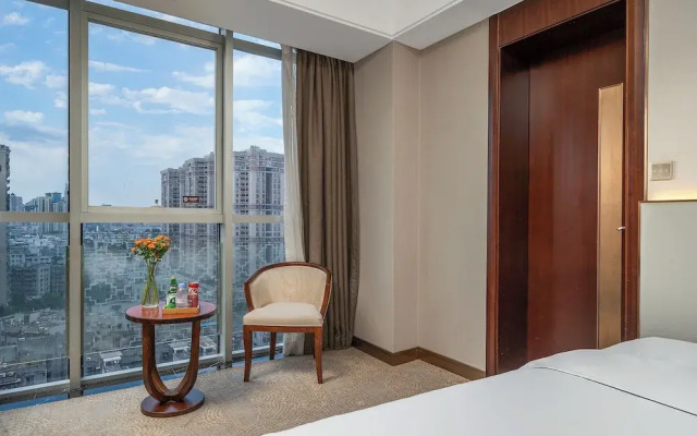 Lucky Holiday International Hotel Pazhou Convention and Exhibition Center Zhujiang New Town Branch