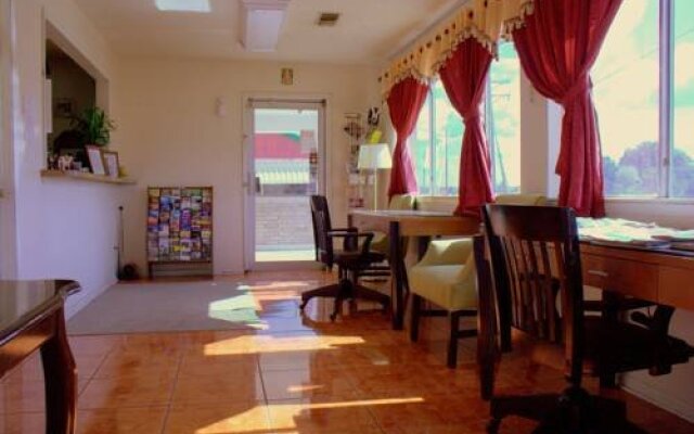 Somerville Inn and Suites