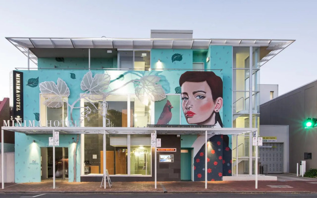 Majestic Minima Hotel