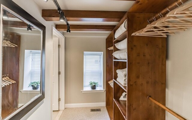 564 1/2 North Judson