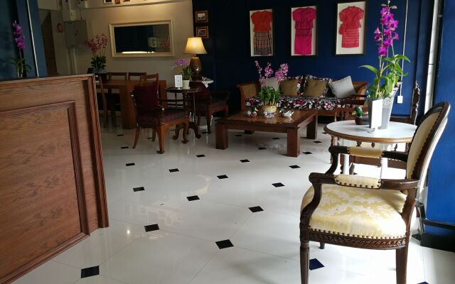 Bed In Town - Hostel