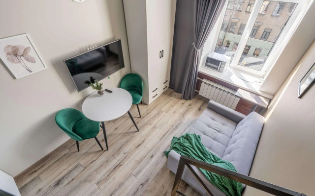 Метры в центре на Владимирском проспекте 10