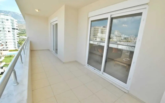 Guitar Apartment