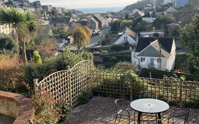 Mevagissey Holiday Home - sea View and Parking