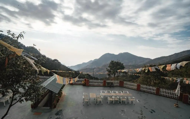Hotel Aranya Virasat