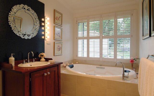 Jasmine's Cottage