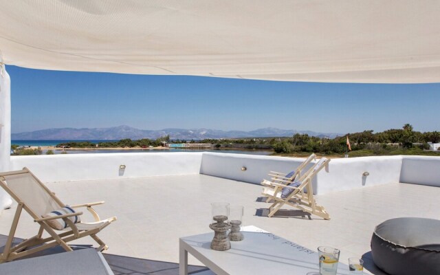 Villa Fuster in Paros