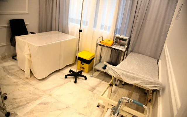 Cent Alazeziah Hotel