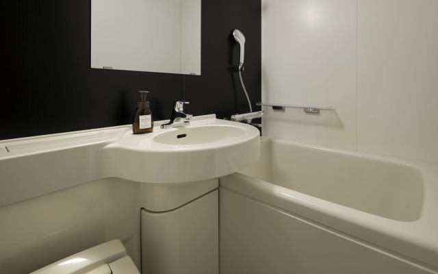 the b osaka-shinsekai