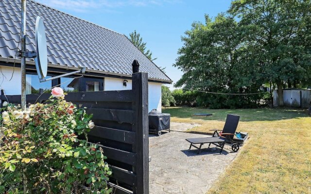 Rustic Holiday Home in Funen With Terrace