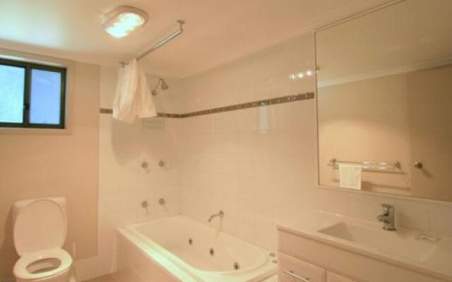 Boronia 5/30 Nettin Circuit