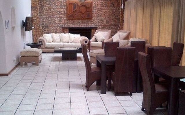 Empoza Sea View Guest House