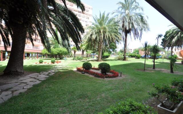 RNET - IR 7-42 Studios Roses Costa Brava