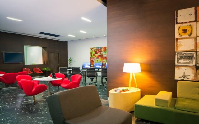 Fiesta Inn Monterrey Tecnológico
