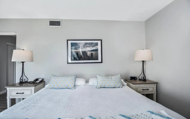 Second Floor Master Suite Bay View