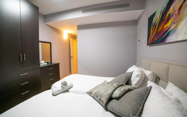 Art Apartment In Mamila - King David Residence