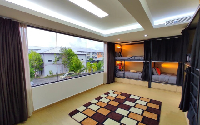 Shell Out Beach Club Suite - Hostel