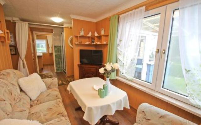 Ferienhaus mit Ruderboot Kummerow