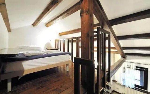 Sleep in Italy - San Polo Apartments