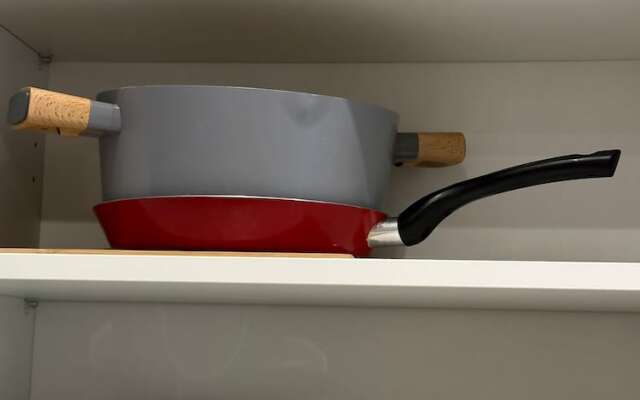 Themed Stunning 1-bed Apartment in London