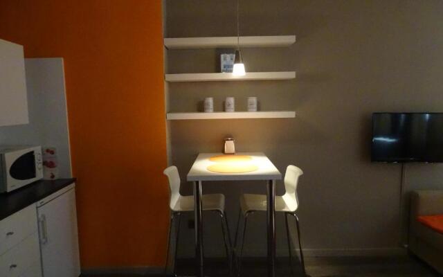 Suite 11