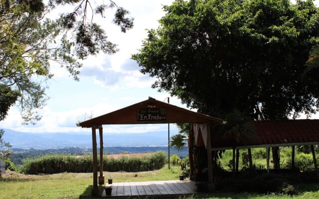 Hotel Las Fresas - Poás Volcano