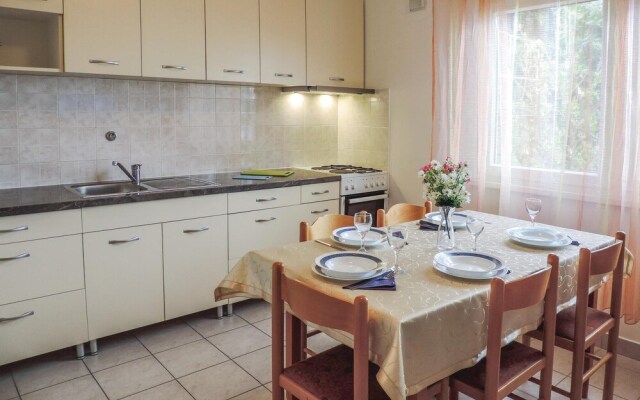 Nice Home in Rabac With Wifi and 2 Bedrooms