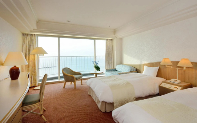 Irago Resort & Convention Hotel – Guest Rooms – Tahara