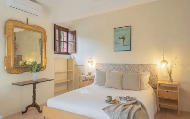 La Piazza di Cernobbio by Rent all Como
