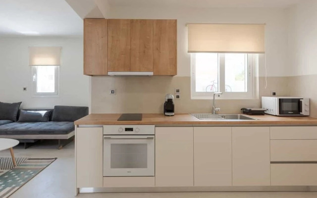 Costa Vasia Suites & Apartments