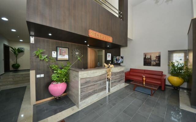 Alphaplus Apartments