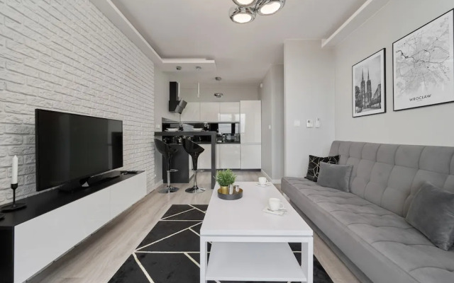 Odra Tower Apartment by Renters Prestige