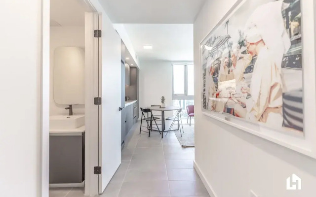 Downtown Miami Condos by Lua Host
