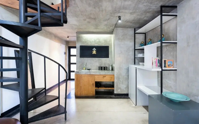 Balissimo Apartment by Hombali