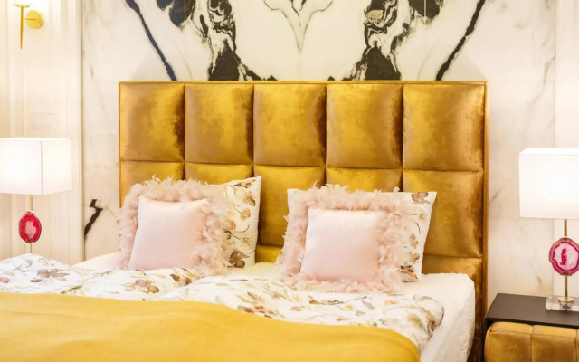 Palace Apartment by Main Station - President