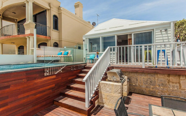 Cottesloe Beach House I