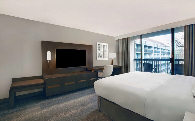 Hilton Peachtree City Atlanta Hotel & Conference Center