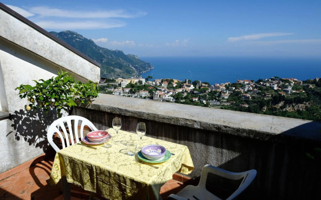 Scala apt Bellavista with pool