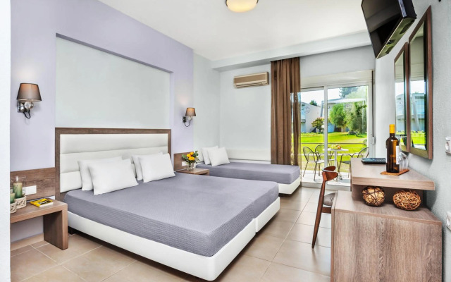 Iris Hotel