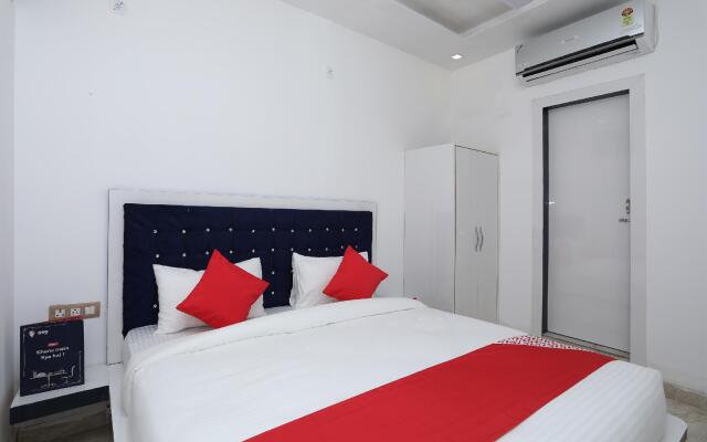 OYO Flagship 14945 Hotel UK-07