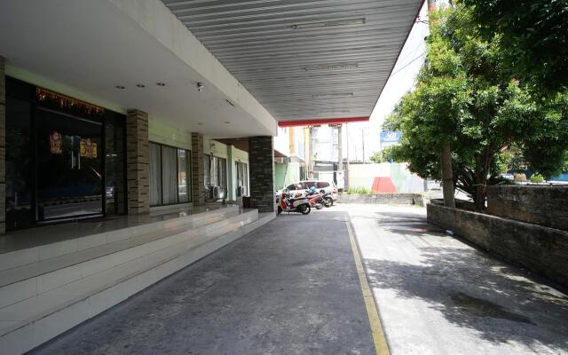 OYO 2015 Bandara Hotel Balikpapan