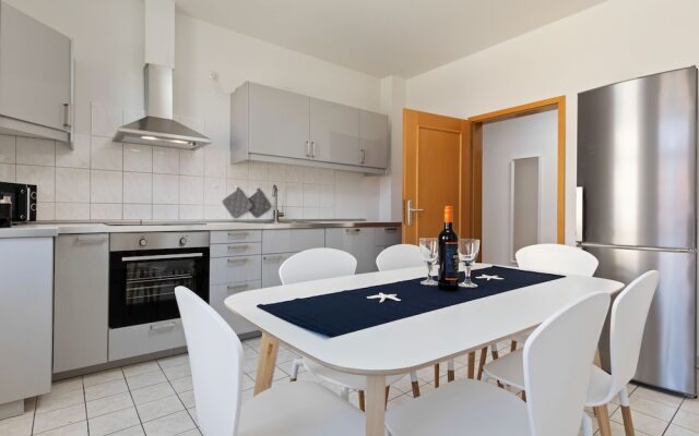 Lovely Apartment in Ostseebad Kühlungsborn with Balcony