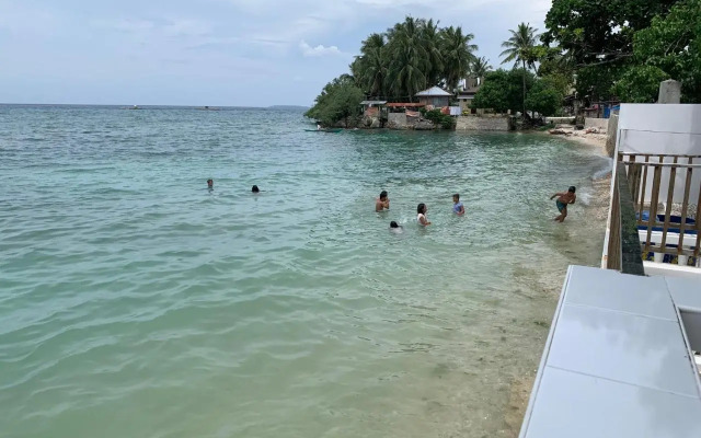 LUNA OSLOB TRAVELLERS INN - Beach Front