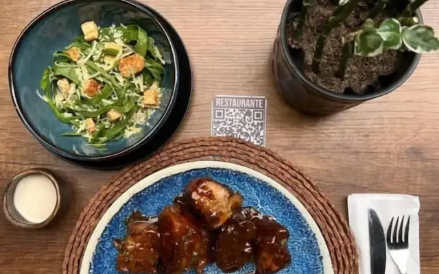 Hotel Sexta Avenida Inn