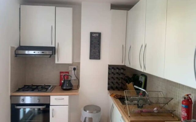 Welcoming 2BD Flat With Balcony - Maida Vale
