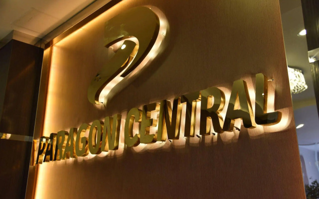 Paragon Central Hotel & Sky Bar