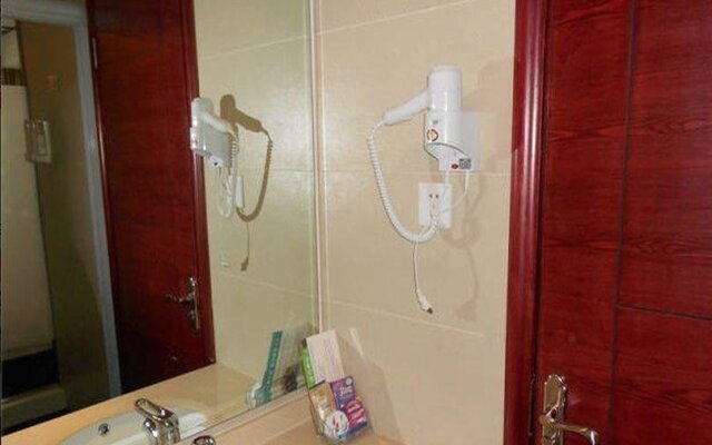 Ningbo Qingqishi Holiday Hotel