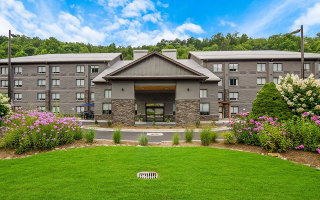Graystone Lodge, Ascend Hotel Collection