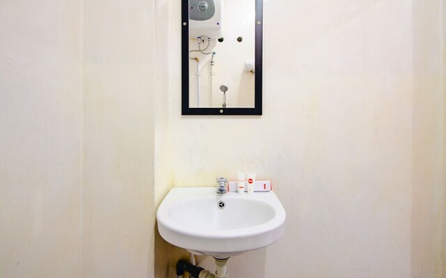House 24 by OYO Rooms